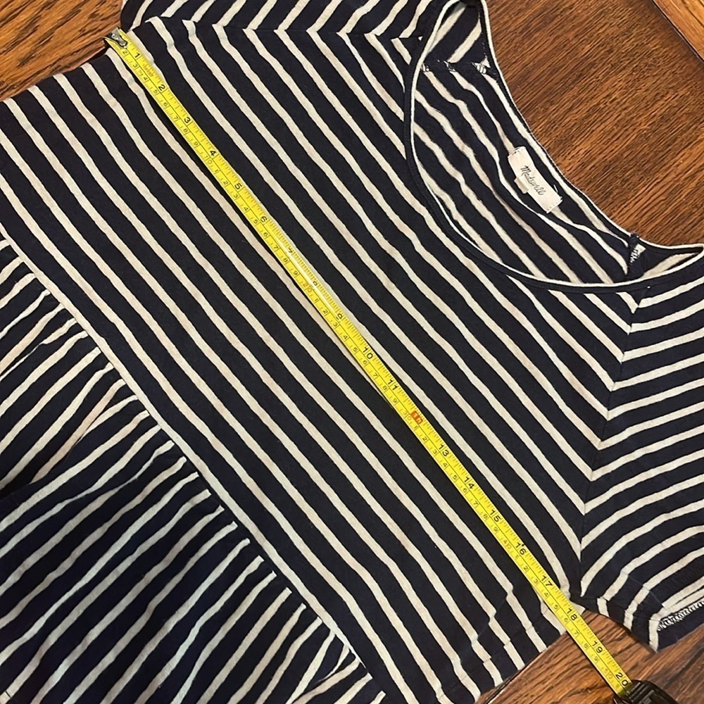 Madewell Striped Short Sleeve top Navy blue white Medium Peplum linen cotton - Picture 5 of 7